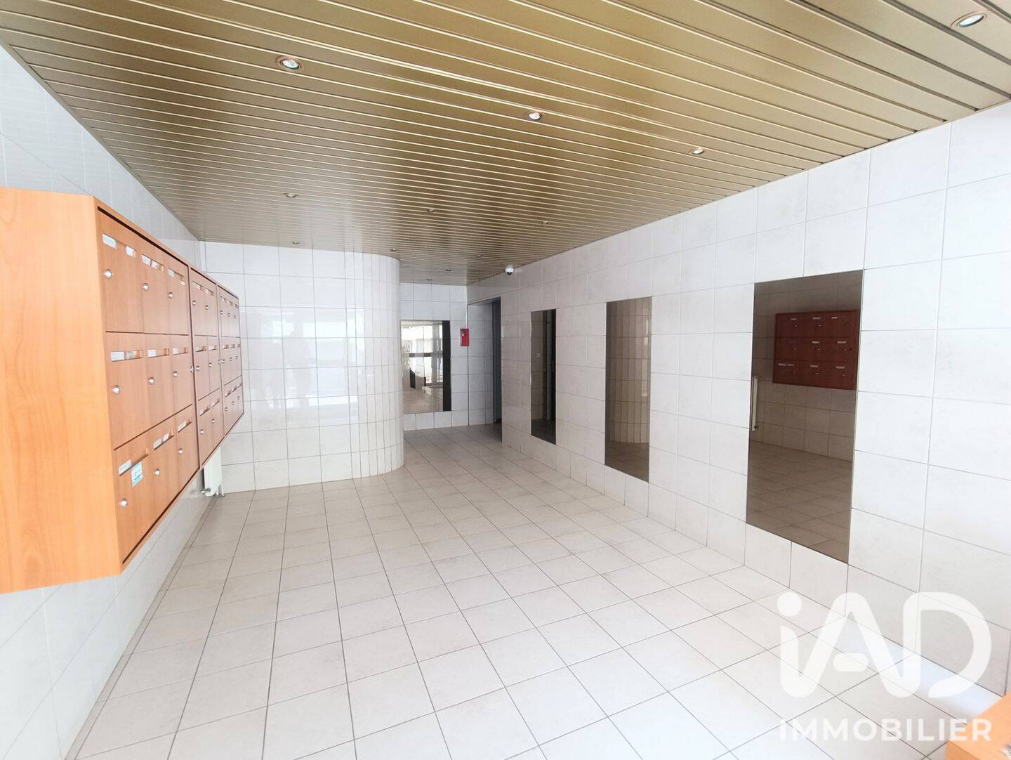 Appartement 3 pièces 67 m² · à Saint-Étienne · 67,4 m² · 60 000 €