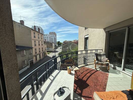Appartement à vendre 324 500 € 3 pièces 2 chambres 77,5 m² Étage 2/8 Gratte Ciel Villeurbanne 69100