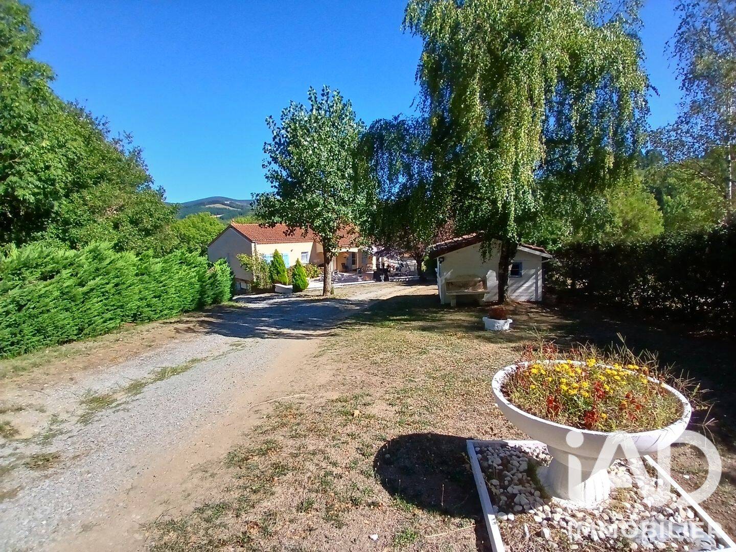 Maison 6 pièces 141 m² · à Mazamet · 141,3 m² · 235 000 €
