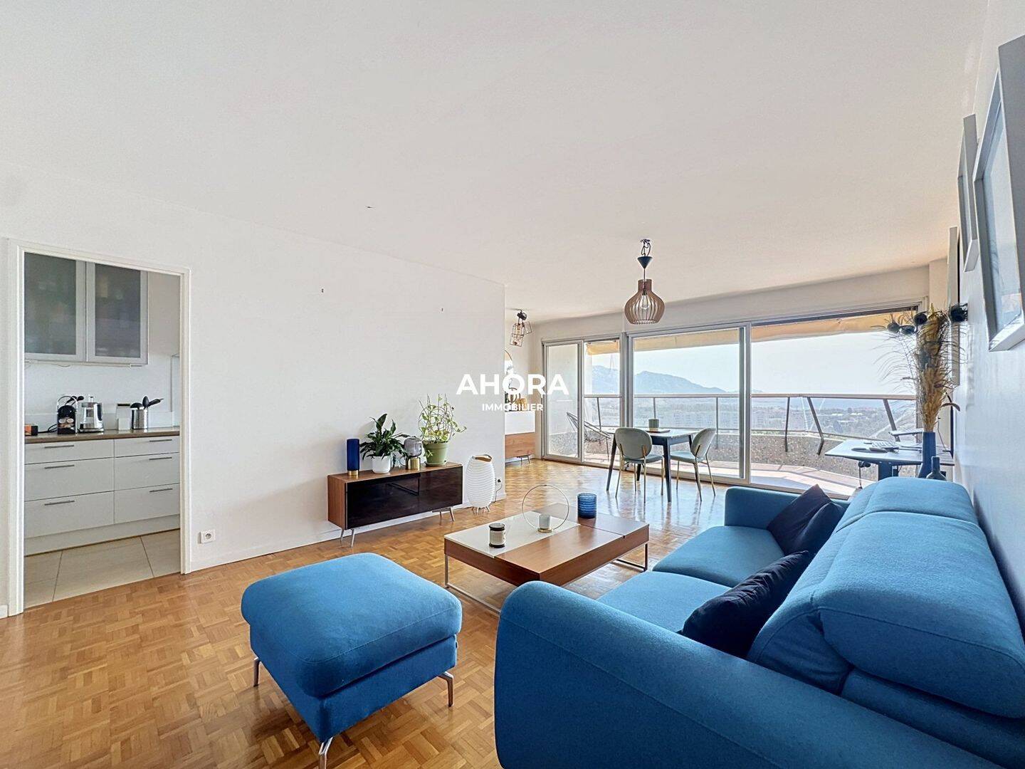 Appartement 3 pièces 83 m² · à Marseille 8ème Arrondissement · 82,8 m² · 399 000 €