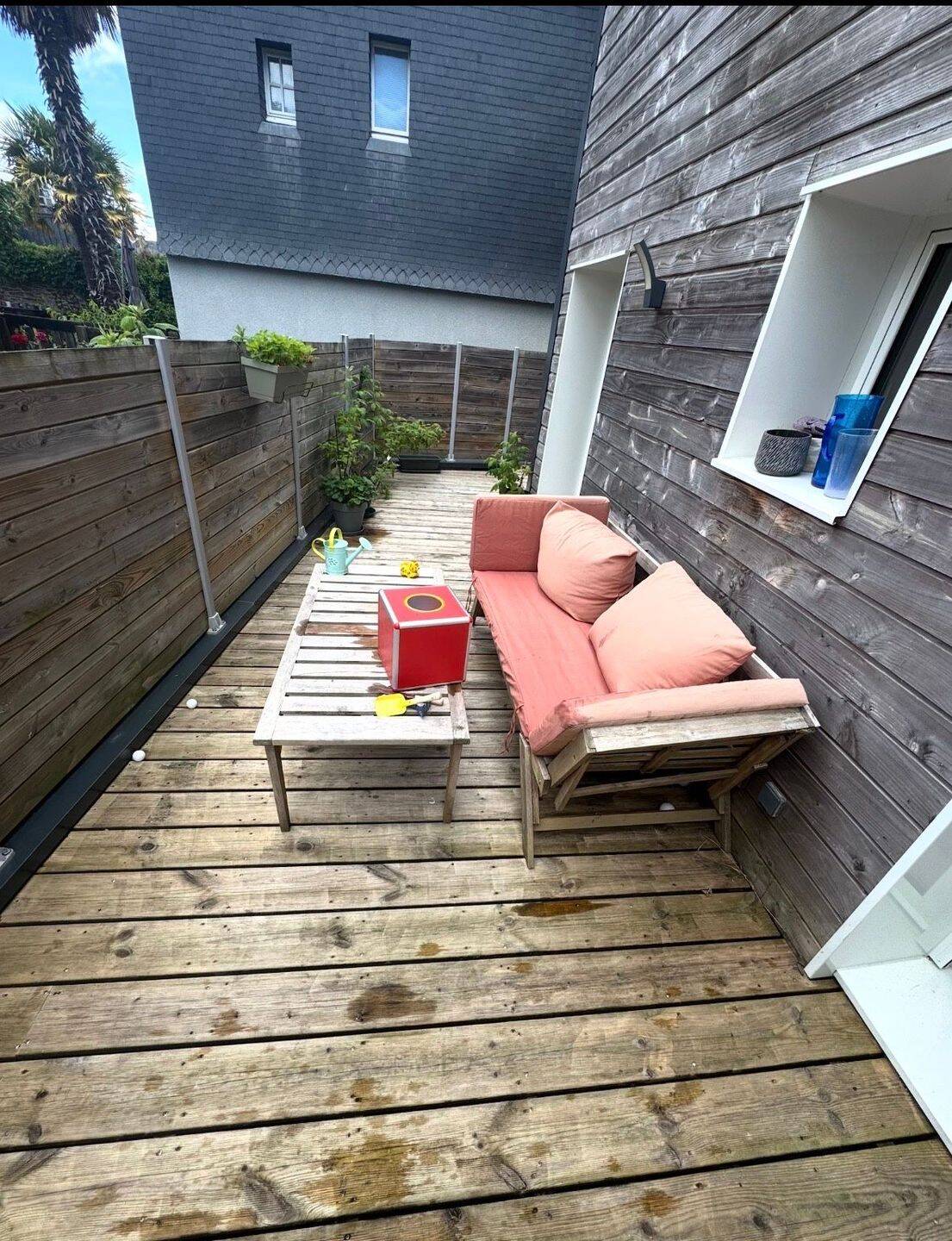 Maison de ville rénovée avec terrasse, garage et suite parentale – Quartier Courrouze — 9