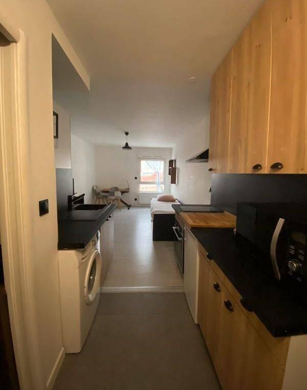Appartement 1 pièce 23 m² · à Lyon 8ème Arrondissement · 23 m² · 590 €