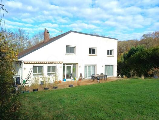 Maison à vendre 525 000 € 8 pièces 4 chambres 243 m² Sermaise 91530