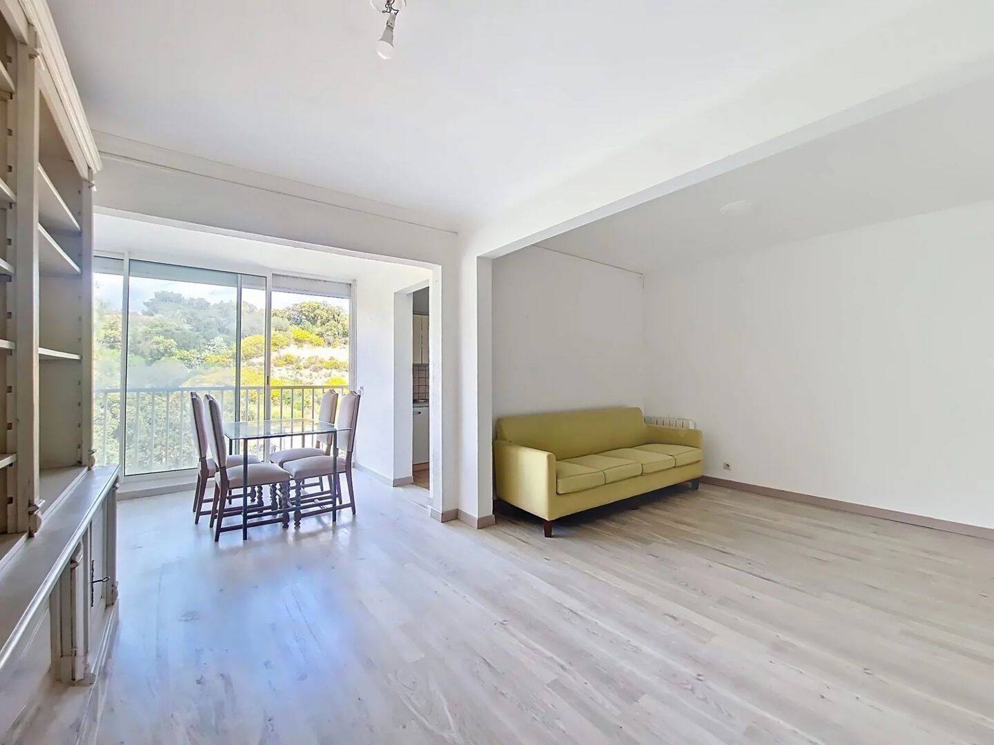 Appartement 2 pièces 56 m² · à Ajaccio · 55,5 m² · 195 000 €