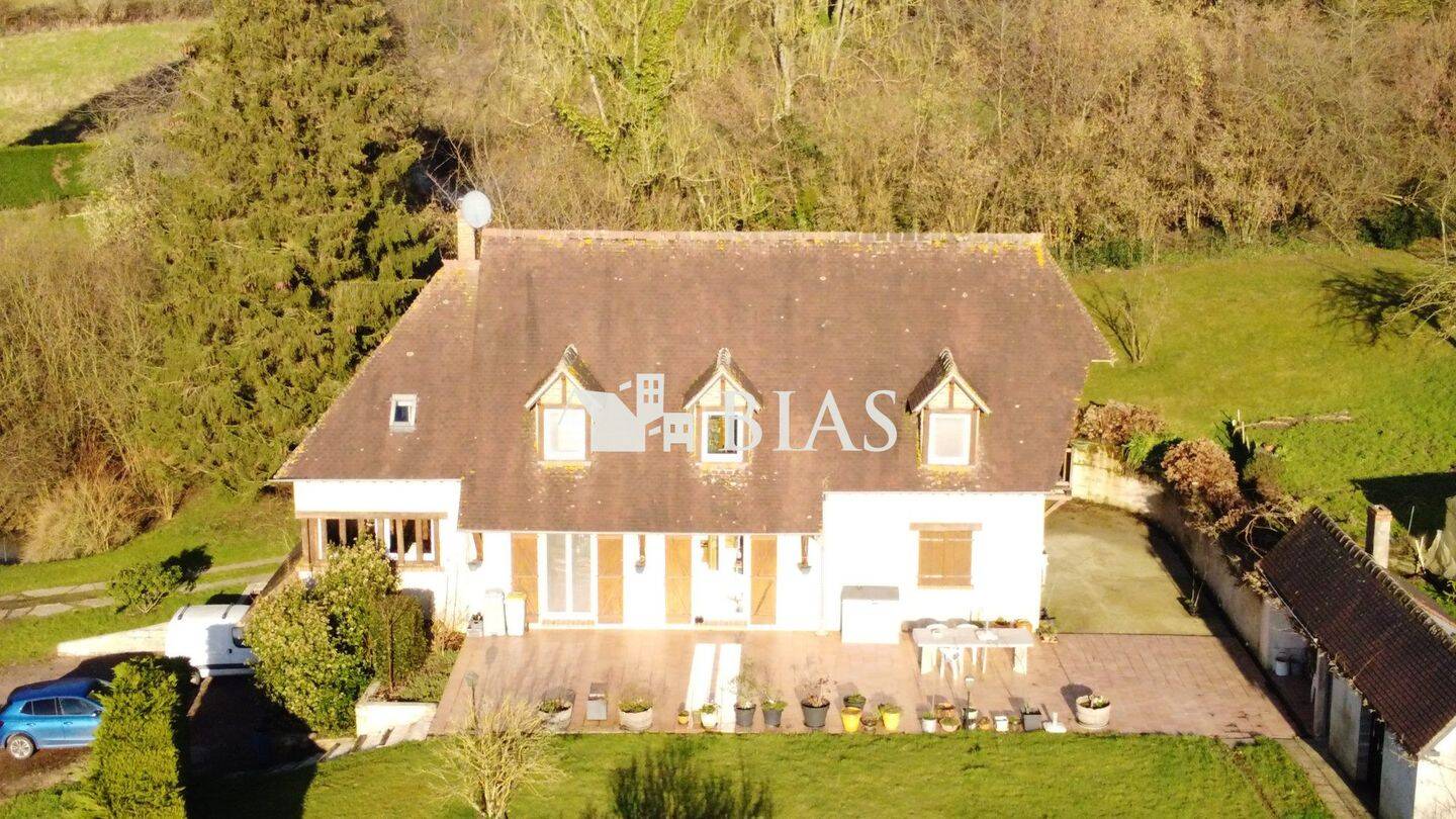 Maison 7 pièces 180 m² · à Pont-l'Évêque · 180 m² · 449 000 €