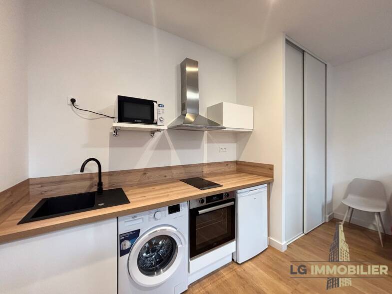 Appartement à louer 590 € 1 pièce 21,1 m² RDC Amiens 80000