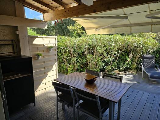 Duplex à vendre 187 000 € 3 pièces 2 chambres 47 m² Étage 1/2 Sud Uzès 30700