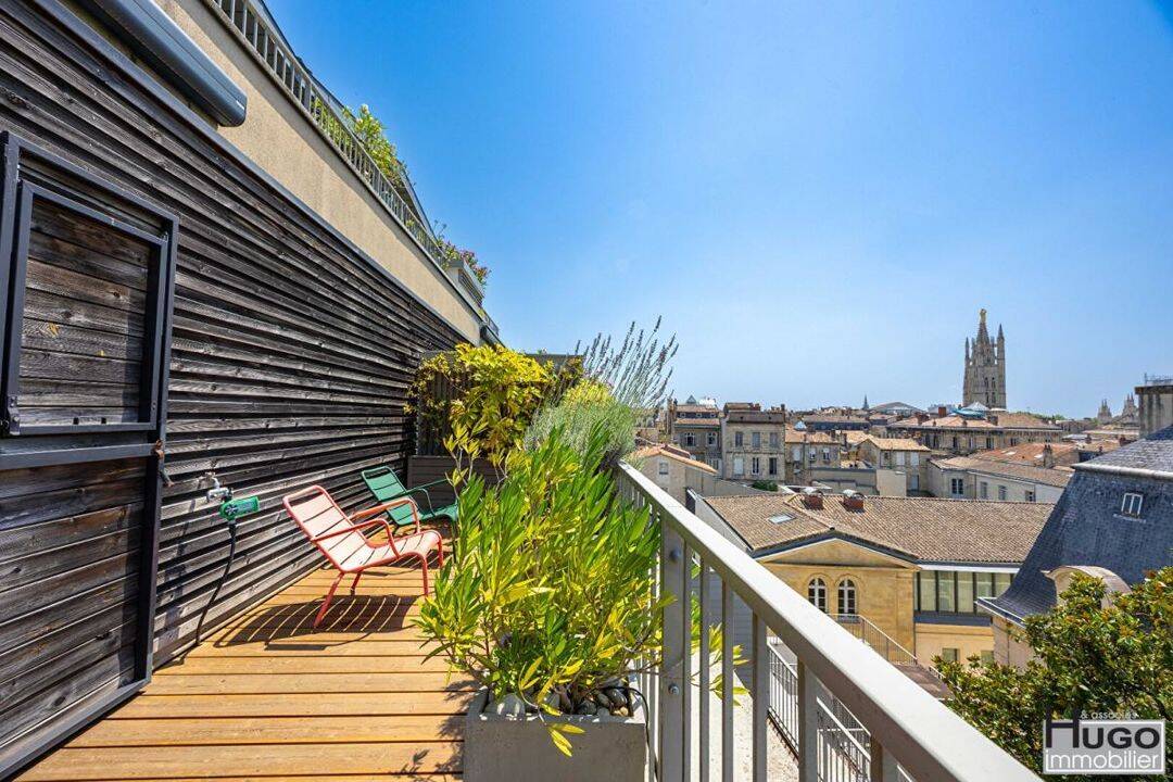 Appartement 4 pièces 127 m² · à Bordeaux · 127 m² · 1 000 000 €