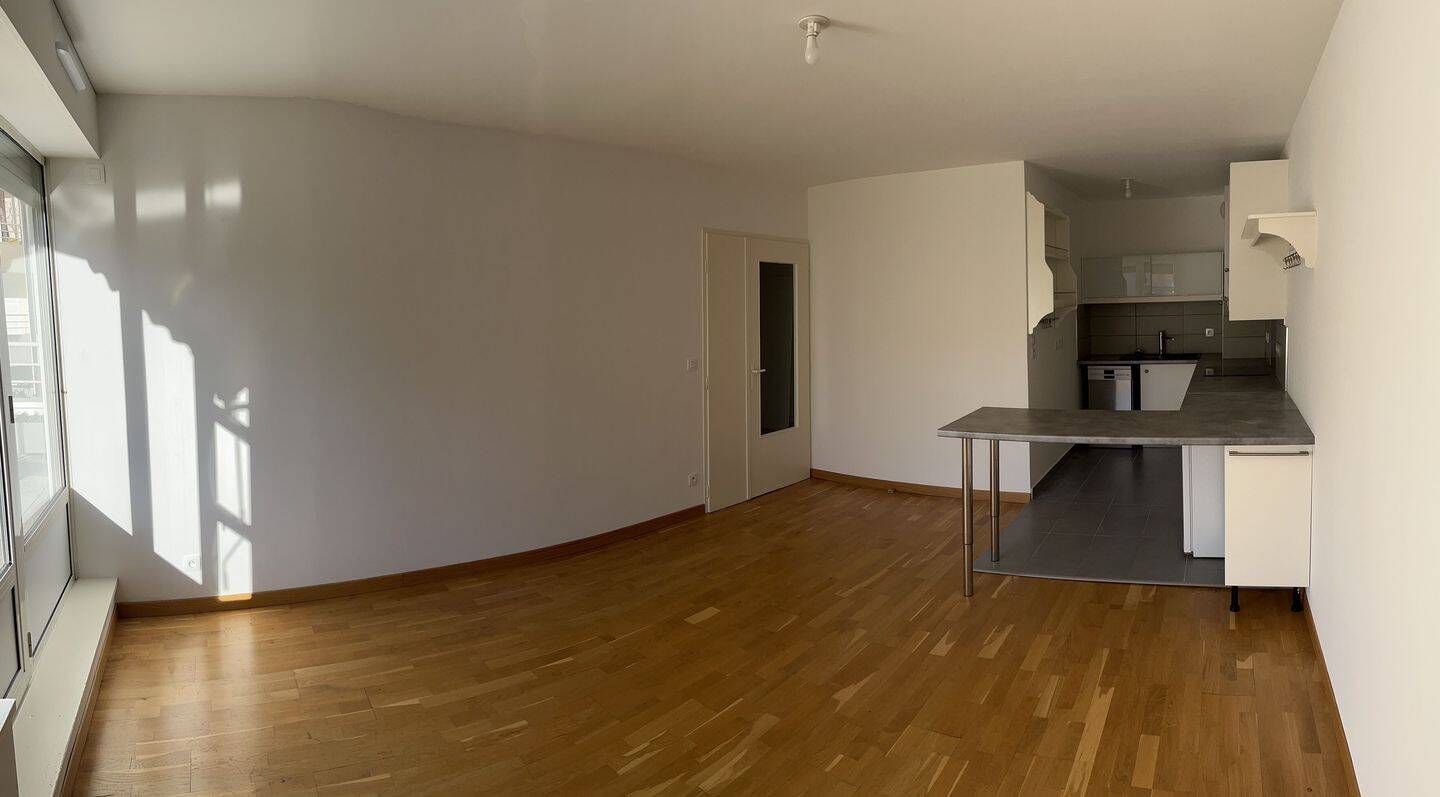 Appartement 2 pièces 43 m² · à Divonne-les-Bains · 43 m² · 1 309 €