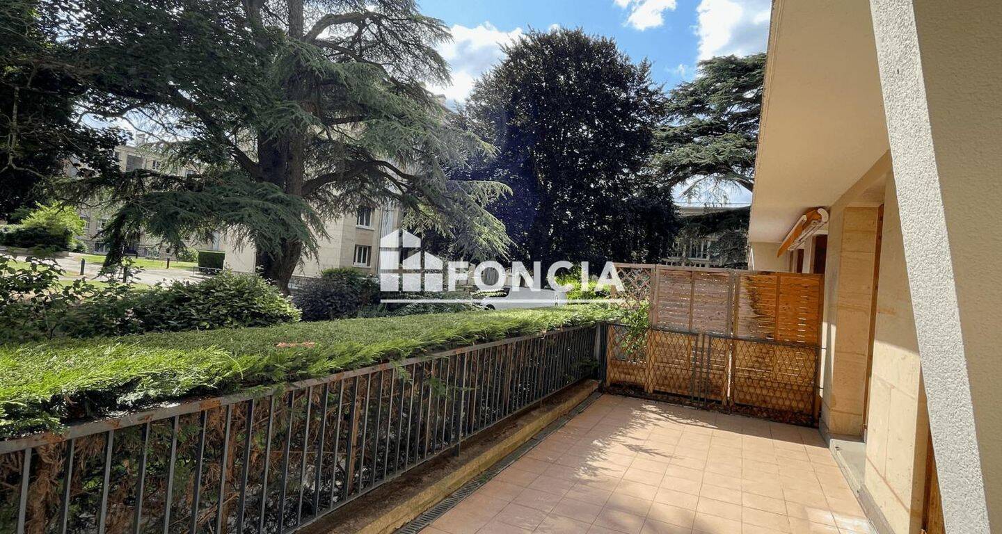 Appartement 3 pièces 80 m² · à Saint-Germain-en-Laye · 79,9 m² · 1 849 €