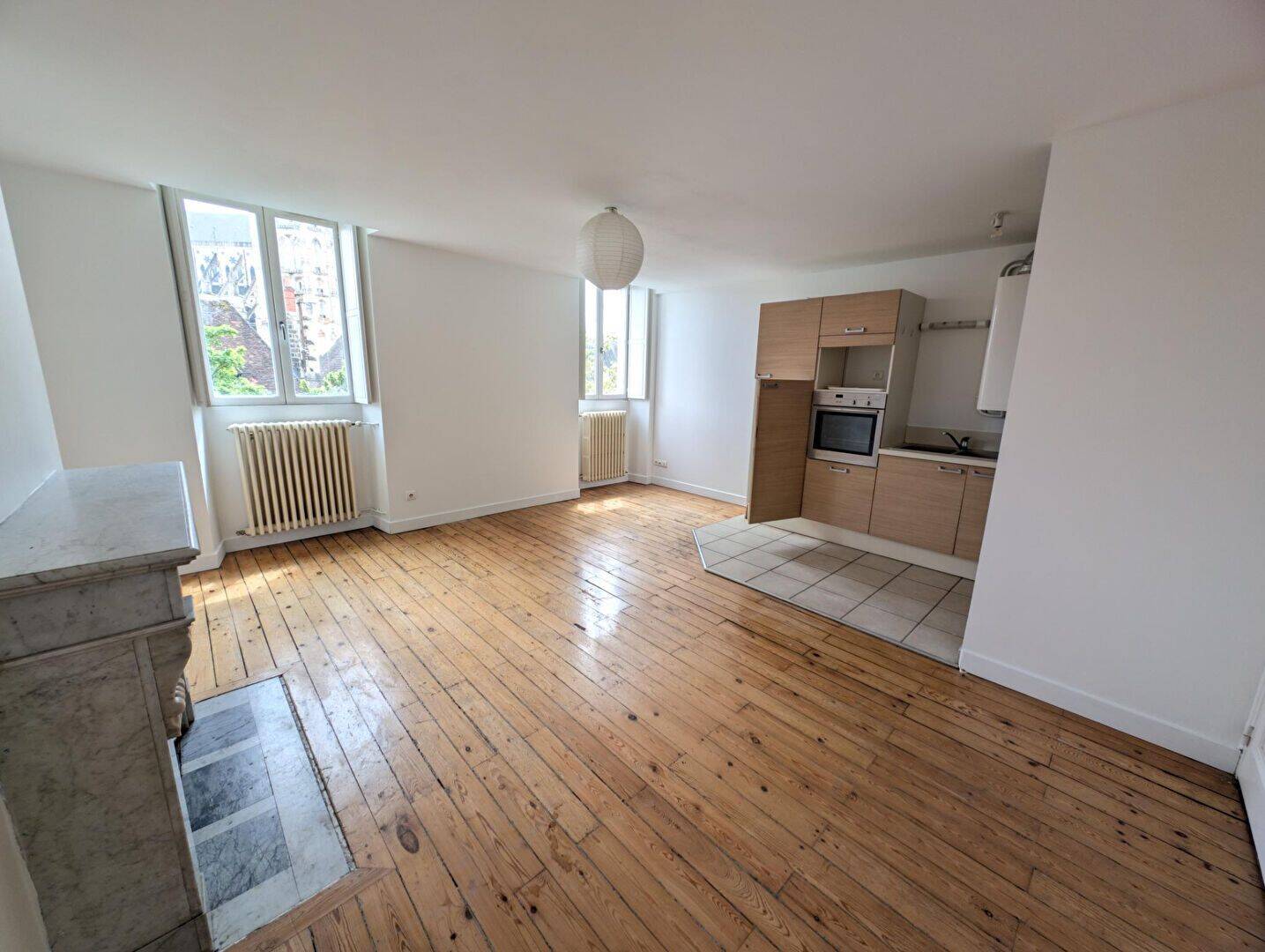 Appartement 4 pièces 69 m² · à Bourges · 69 m² · 948 €