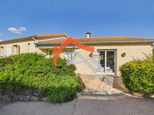 Villa à vendre 595 000 € 7 pièces 5 chambres 198 m² 1 339 m² de terrain Rive-de-Gier 42800