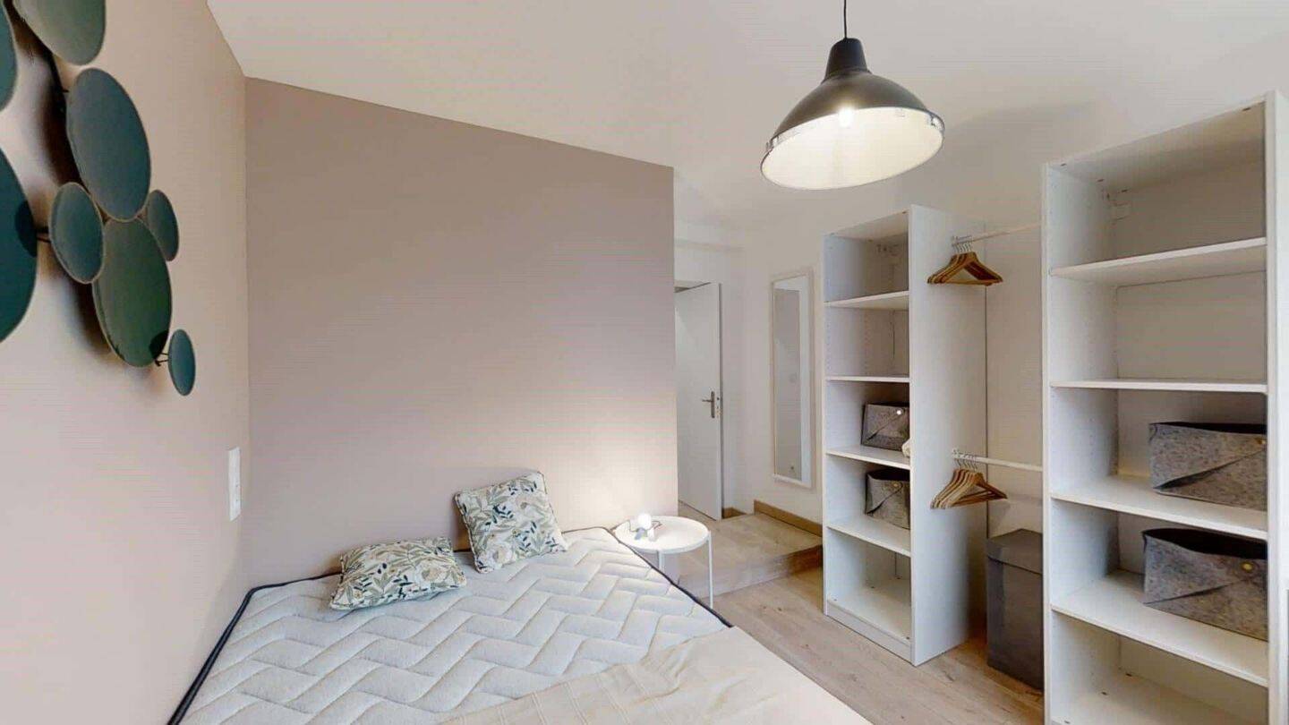 1 pièce 15 m² · à Toulouse · 15 m² · 415 €