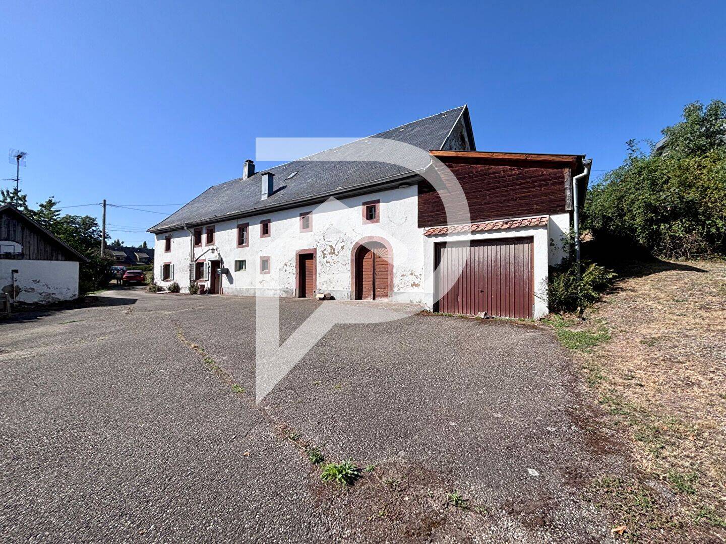 Maison 8 pièces 220 m² · à Labaroche · 220 m² · 335 000 €
