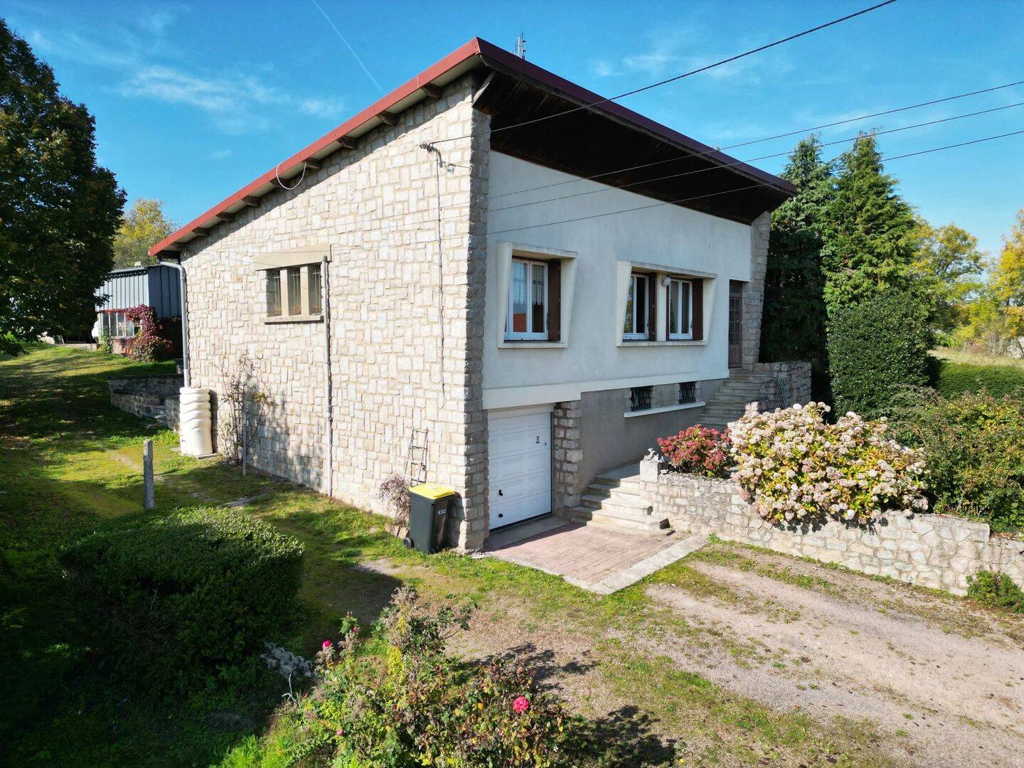 Maison 5 pièces 123 m² · à Saulieu · 123 m² · 163 000 €