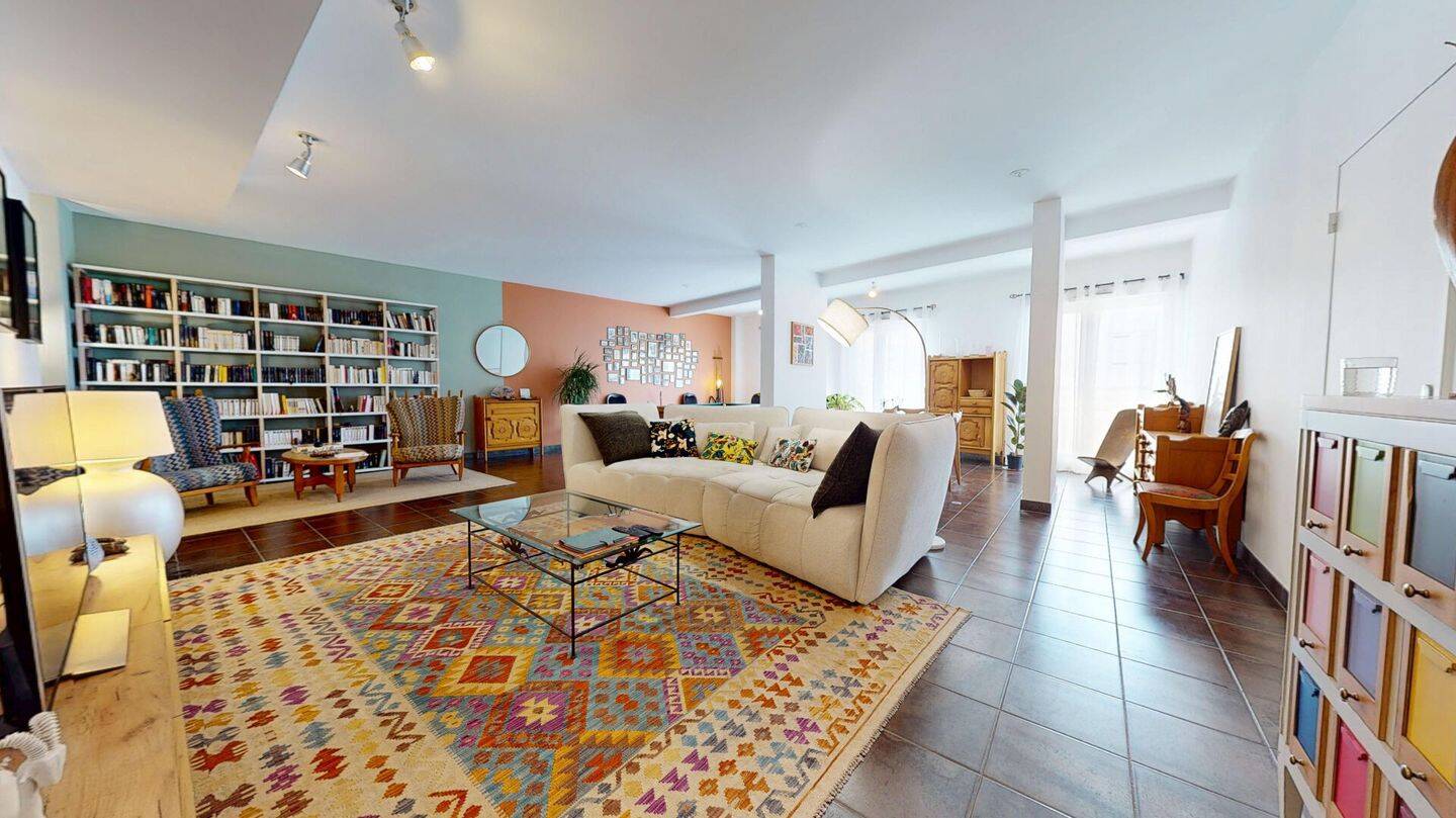 Appartement 5 pièces 151 m² · à Vienne · 150,9 m² · 315 000 €