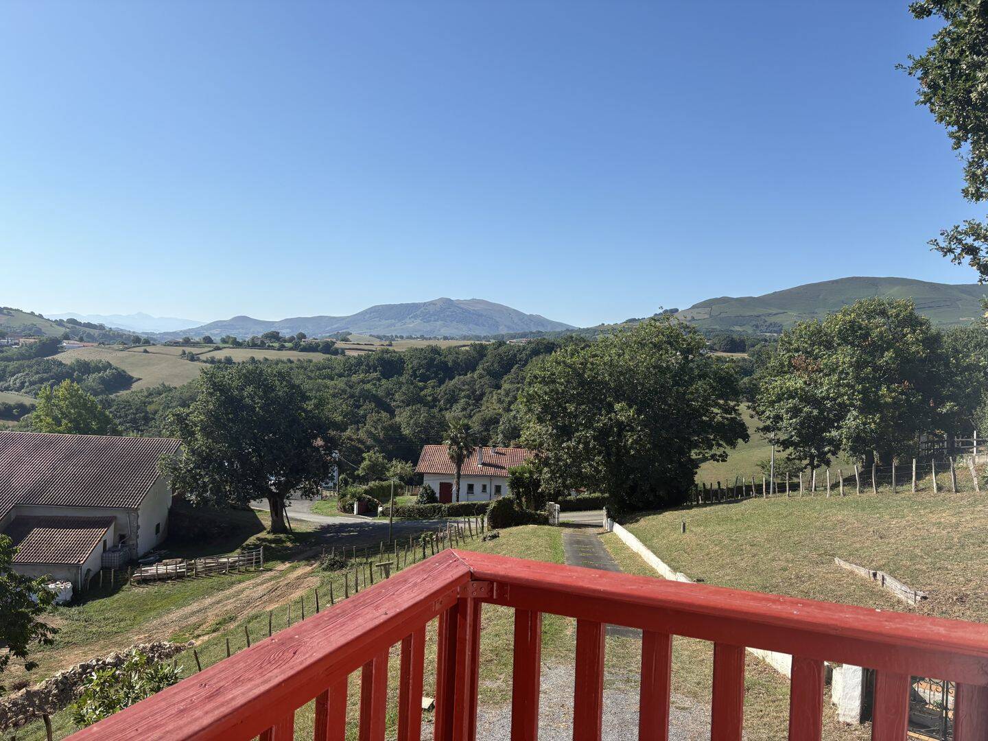 Maison 7 pièces 144 m² · à Hasparren · 144,4 m² · 1 500 €/mois