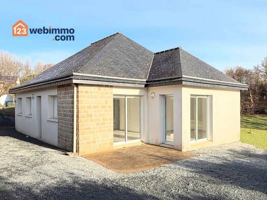 Maison de plain-pied à vendre 248 500 € 4 pièces 2 chambres 84 m² 450 m² de terrain Plouaret 22420