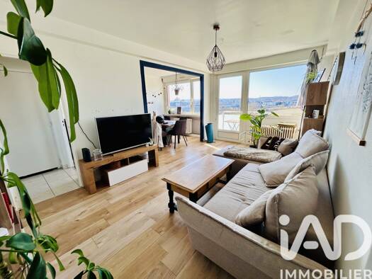 Appartement à vendre 147 000 € 3 pièces 2 chambres 65 m² RDC/4 Saint Pierre Thionville 57100