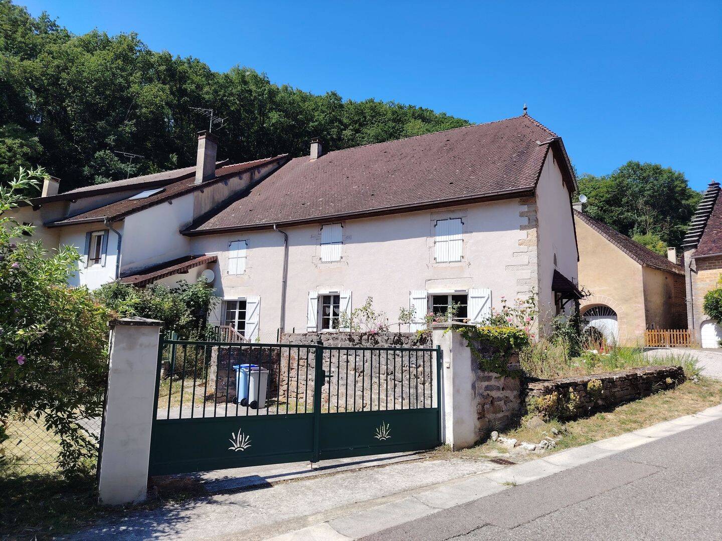 Maison 7 pièces 150 m² · à Frontenay · 150 m² · 262 500 €