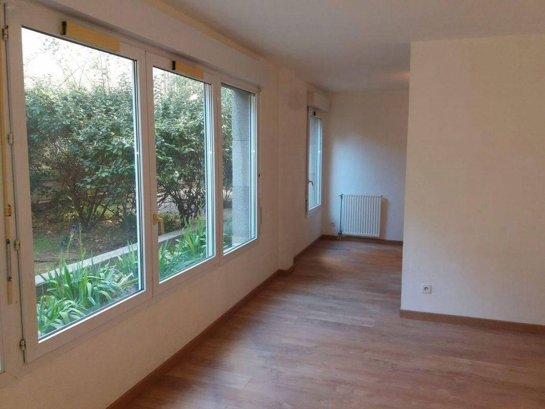 Appartement 2 pièces 42 m² · à Marseille 5ème Arrondissement · 42 m² · 710 €