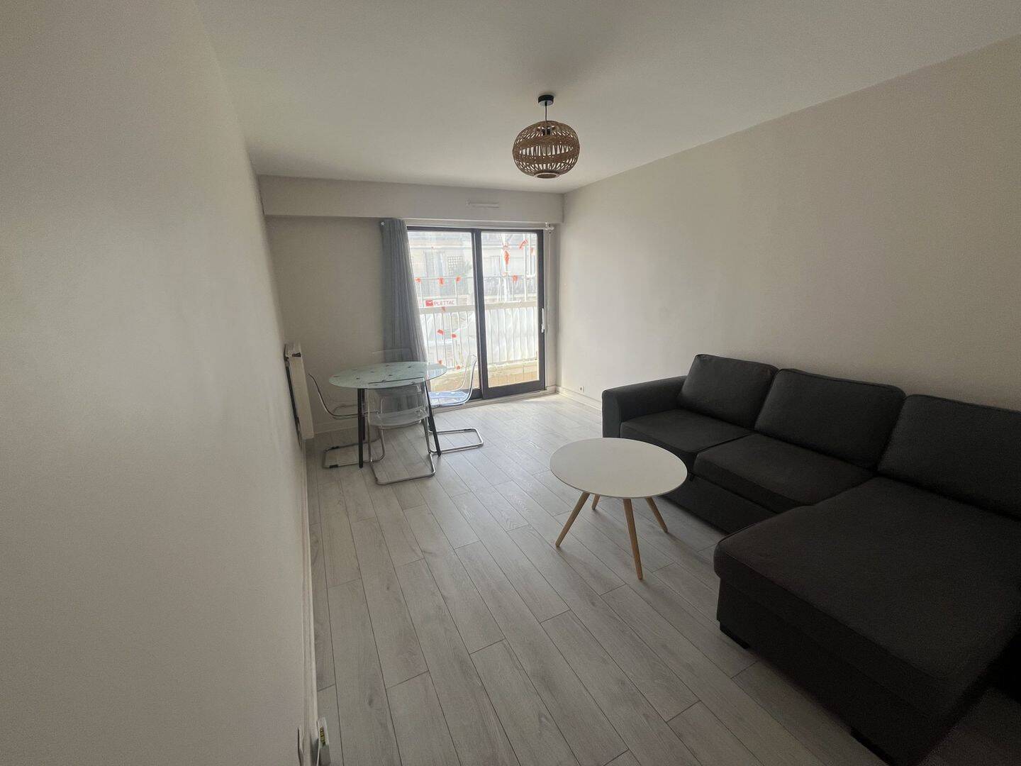 Appartement 2 pièces 46 m² · à Paris 17ème Arrondissement · 46,3 m² · 1 820 €/mois