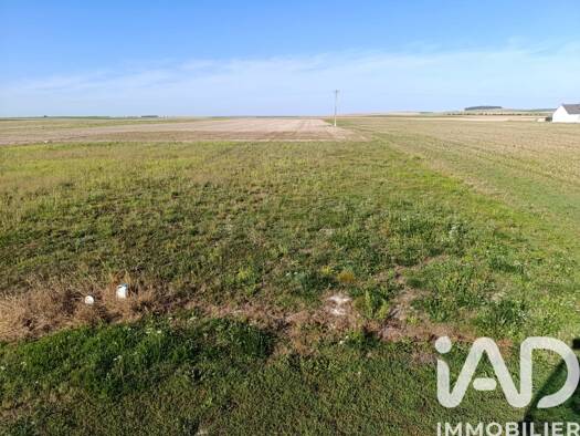 Terrain constructible à vendre 87 500 € 1 694 m² de terrain Vaudesincourt 51600