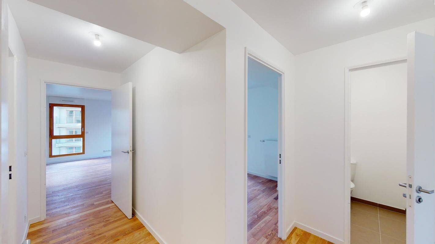 Appartement 3 pièces 66 m² · à Paris 19ème Arrondissement · 66 m² · 2 026 €