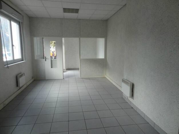 Local commercial à louer 465 € 55 m² de surface de vente Villemur-sur-Tarn 31340