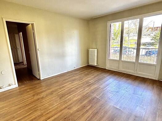 Appartement à louer 1 200 € 3 pièces 2 chambres 57 m² Étage 2/4 Miraville Sarcelles 95200