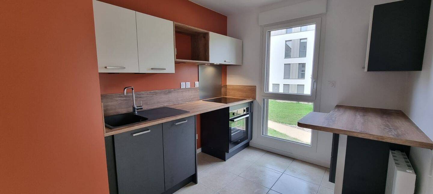 Appartement 2 pièces 46 m² · à Rillieux-la-Pape · 46 m² · 671 €/mois