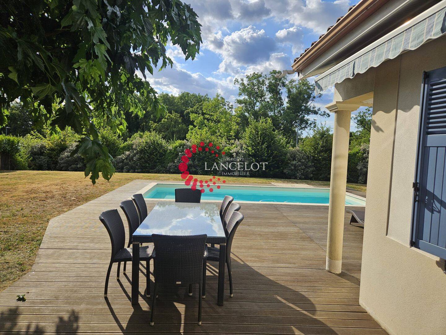 Maison 6 pièces 168 m² · à Sainte-Foy-lès-Lyon · 168 m² · 1 090 000 €