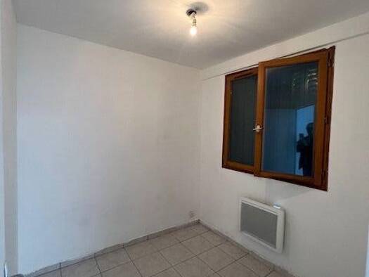 Appartement à louer 750 € 2 pièces 1 chambre 23,8 m² Étage 1/1 Victor Hugo Les Pavillons-sous-Bois 93320