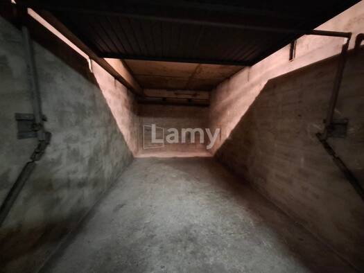 Parking à louer 93 € 13 m² Bressis-Neigeos Annecy 74600