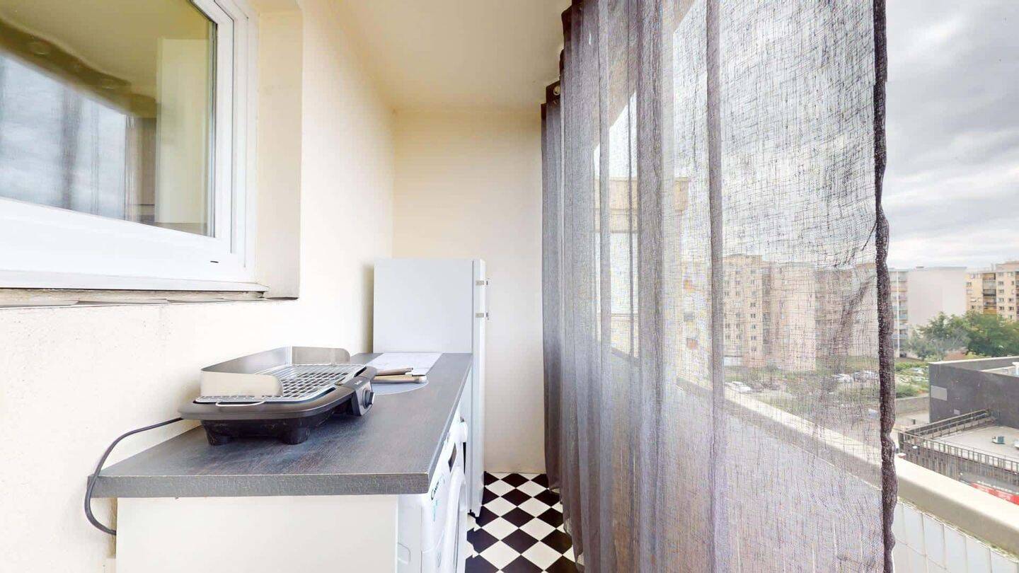 Room in Rue Joachim du Bellay, Toulouse for 97 m² with 5 bedroom — 21