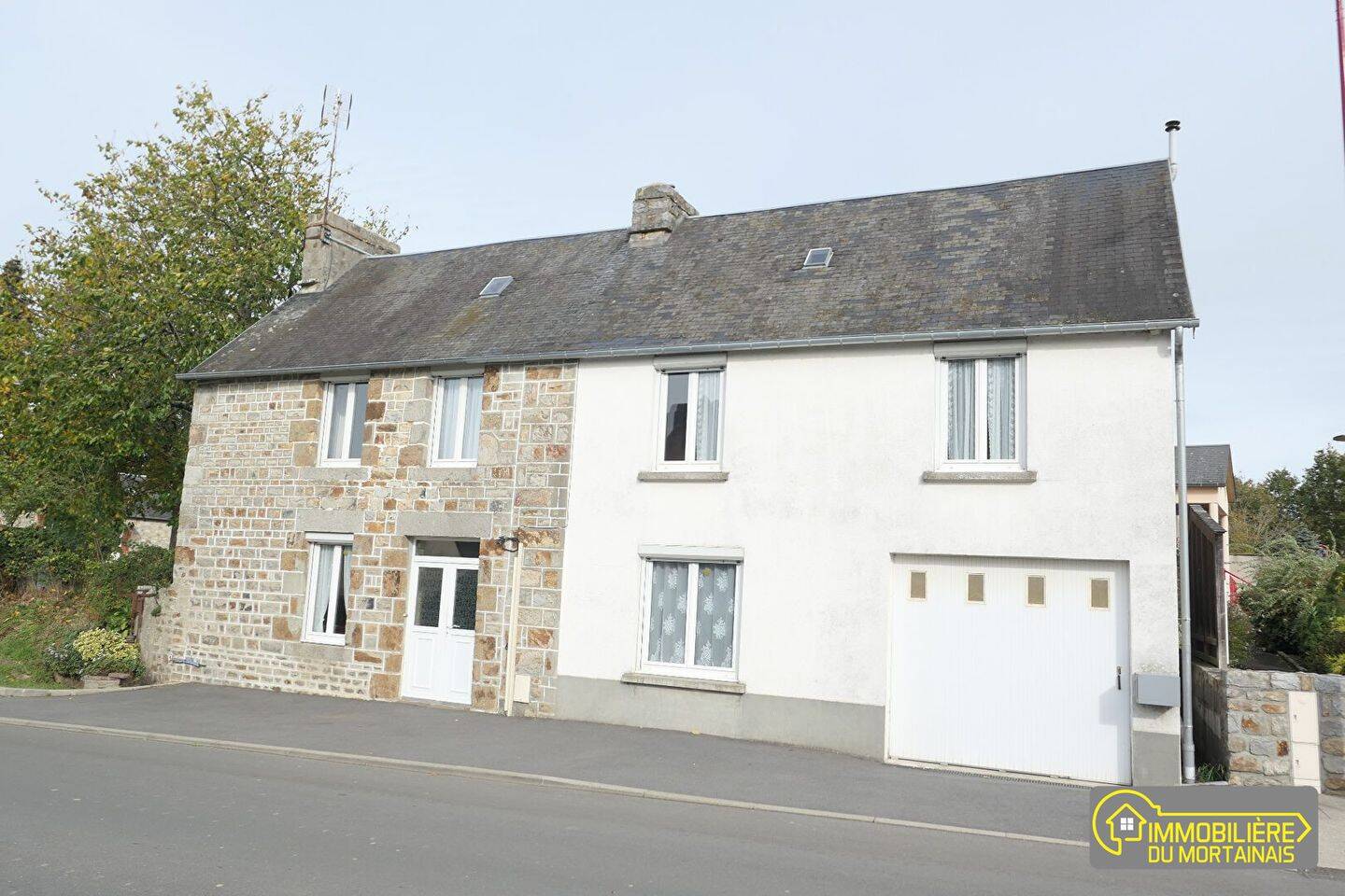 Maison 4 pièces 111 m² · à Mortain-Bocage · 111 m² · 76 000 €