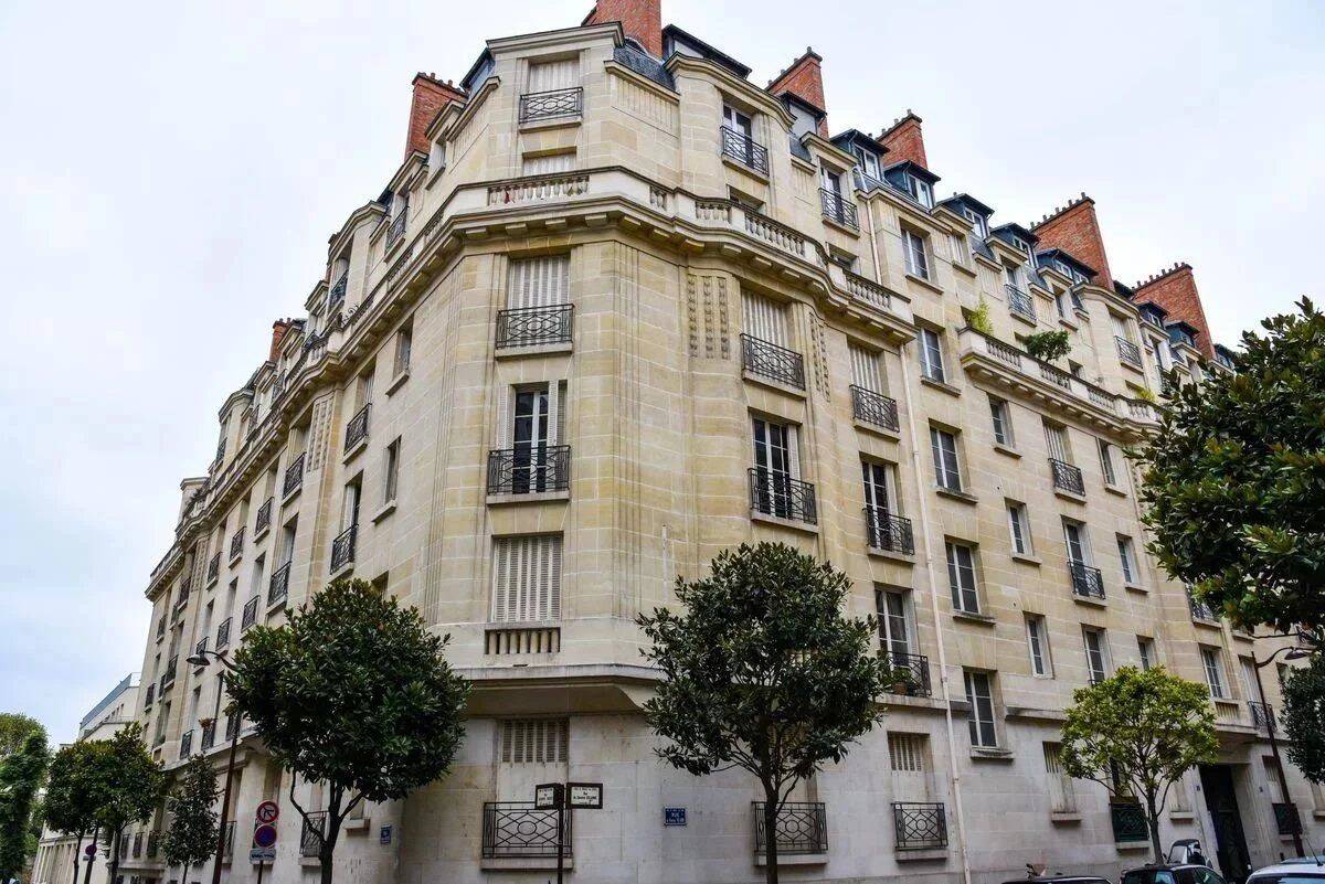 Appartement 2 pièces 34 m² · à Neuilly-sur-Seine · 33,8 m² · 1 046 €