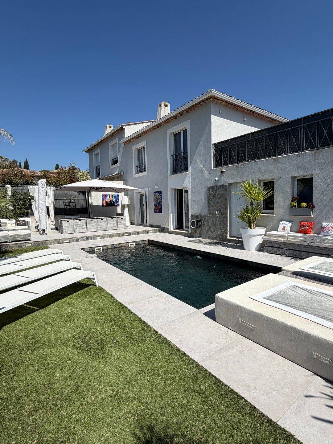Maison 4 pièces 114 m² · à Roquebrune-sur-Argens · 114 m² · 782 000 €