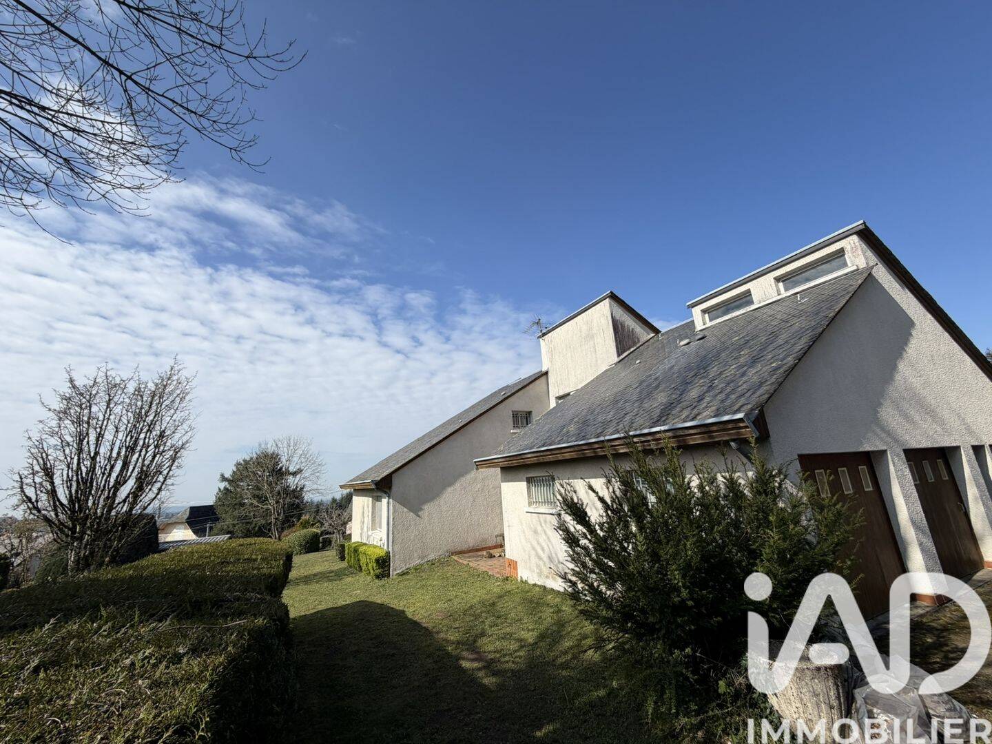 Maison 7 pièces 206 m² · à Rieupeyroux · 205,7 m² · 228 000 €