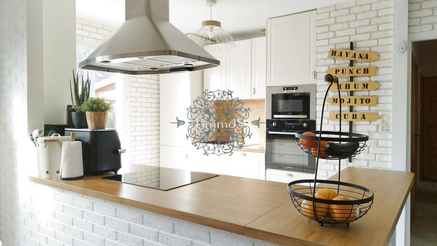 Maison 6 pièces 197 m² · à Andeville · 197 m² · 312 000 €
