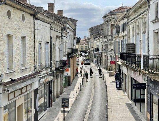 Maison 4 pièces 92 m² · à Talence · 92 m² · 1 100 €/mois