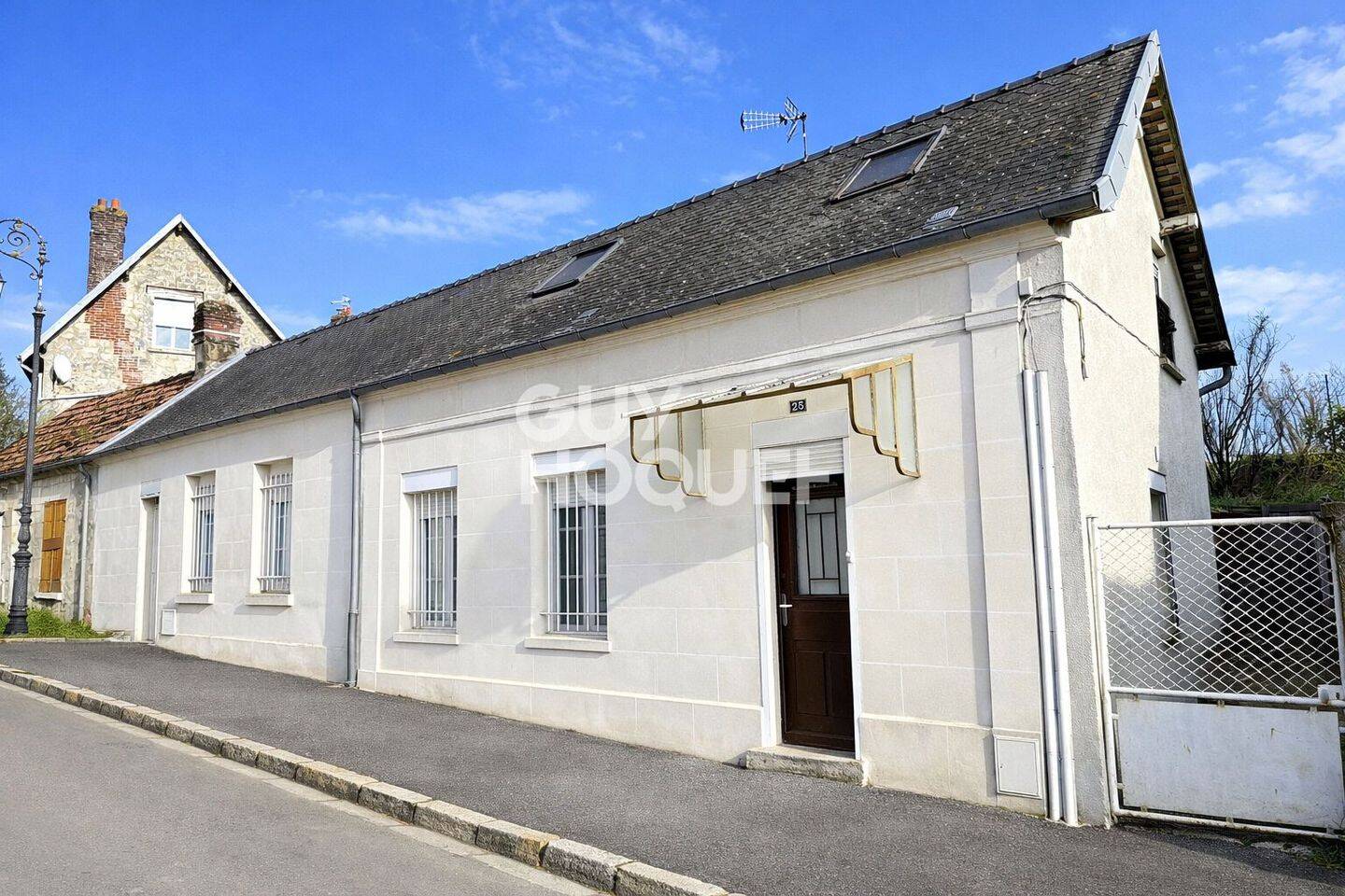 Maison 5 pièces 77 m² · à Faverolles · 77 m² · 99 000 €