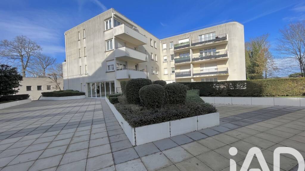 Appartement à vendre 217 500 € 3 pièces 2 chambres 85,1 m² Étage 1/3 Bois l'Eveque Combs-la-Ville 77380