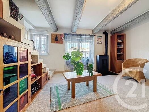 Maison à vendre 267 000 € 6 pièces 4 chambres 132,5 m² Peripherie Châteaurenard 13160