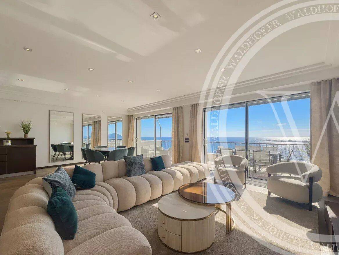 Appartement 4 pièces 160 m² · à Cannes · 160 m² · 10 000 €/mois
