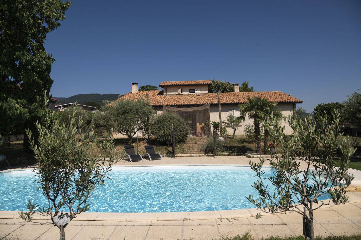 Maison 8 pièces 164 m² · à Maclas · 163,7 m² · 550 000 €