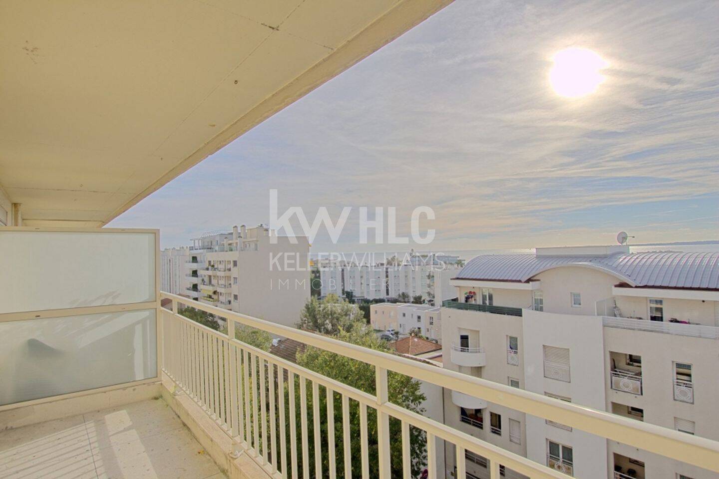 Appartement 3 pièces 65 m² · à Antibes · 65,5 m² · 360 000 €