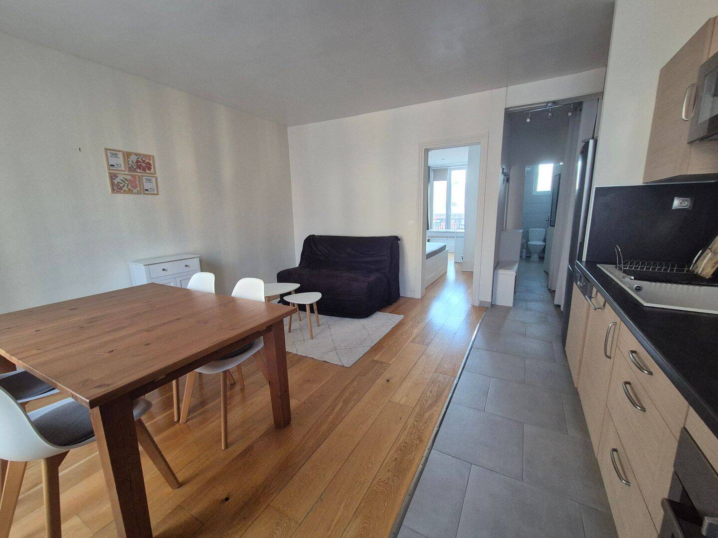 Appartement 2 pièces 40 m² · à Paris 18ème Arrondissement · 40 m² · 1 490 €