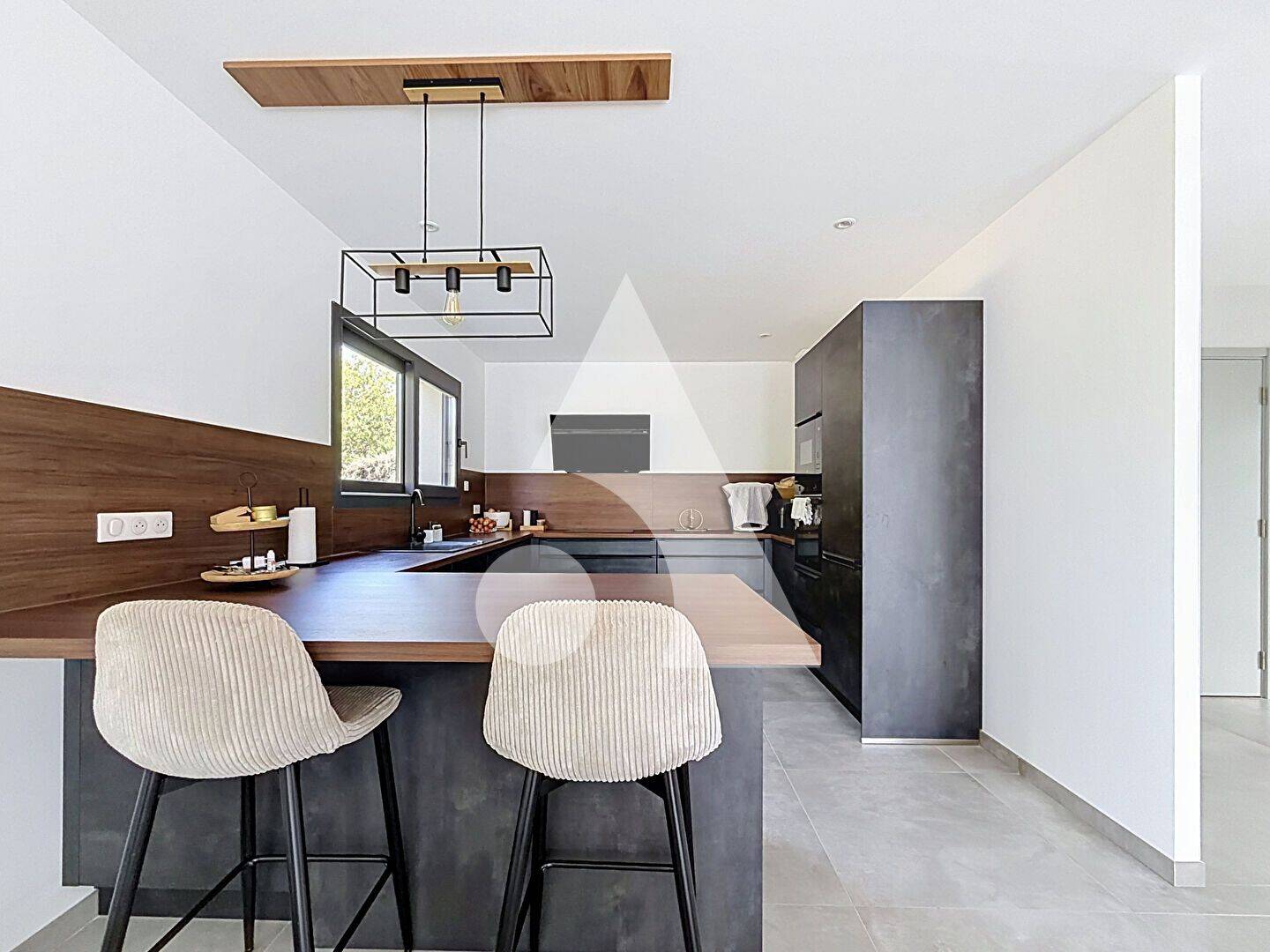 Maison 5 pièces 121 m² · à Saint-Marcel · 121 m² · 395 000 €