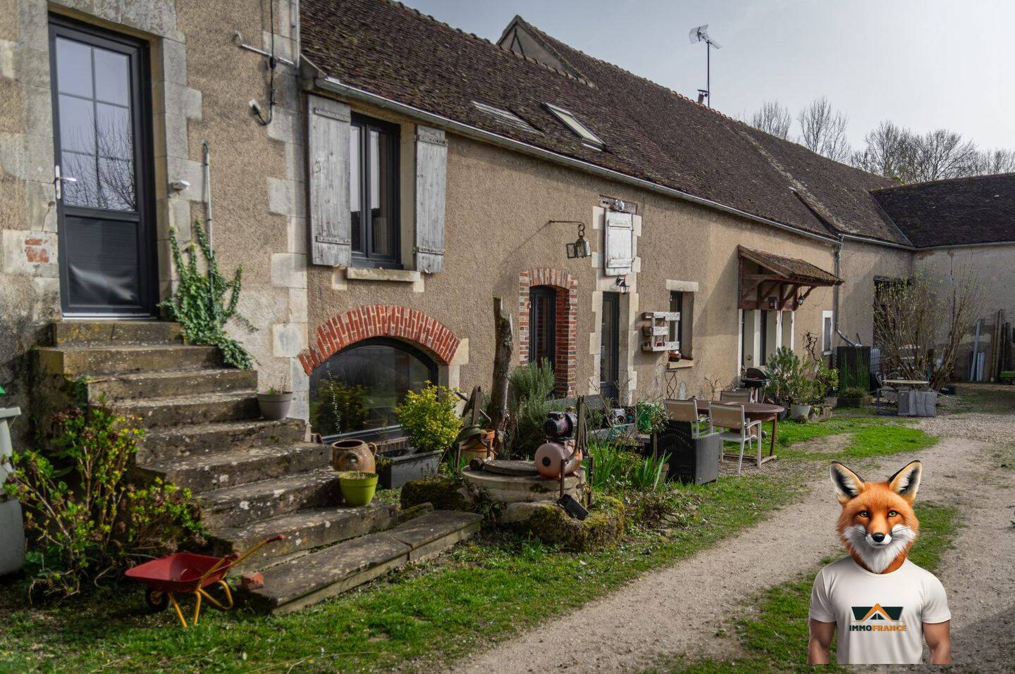 Maison 6 pièces 190 m² · à Monéteau · 190 m² · 199 900 €